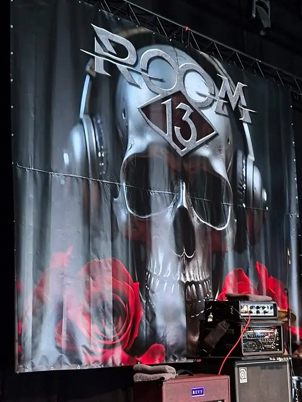 Skull backdrop on stage